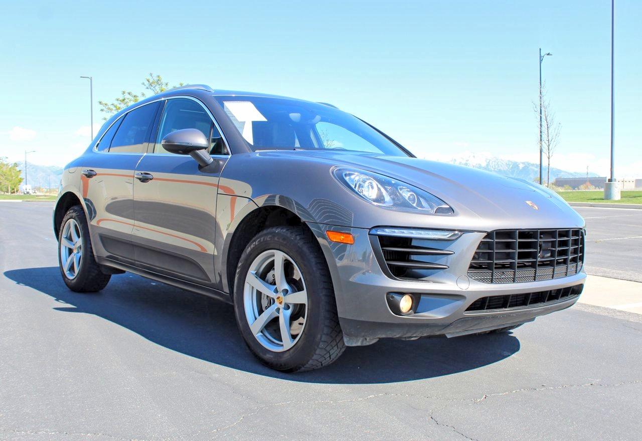 2015 PORSCHE MACAN S  