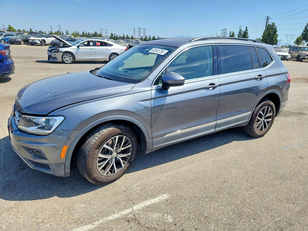 2018 VOLKSWAGEN TIGUAN SE  