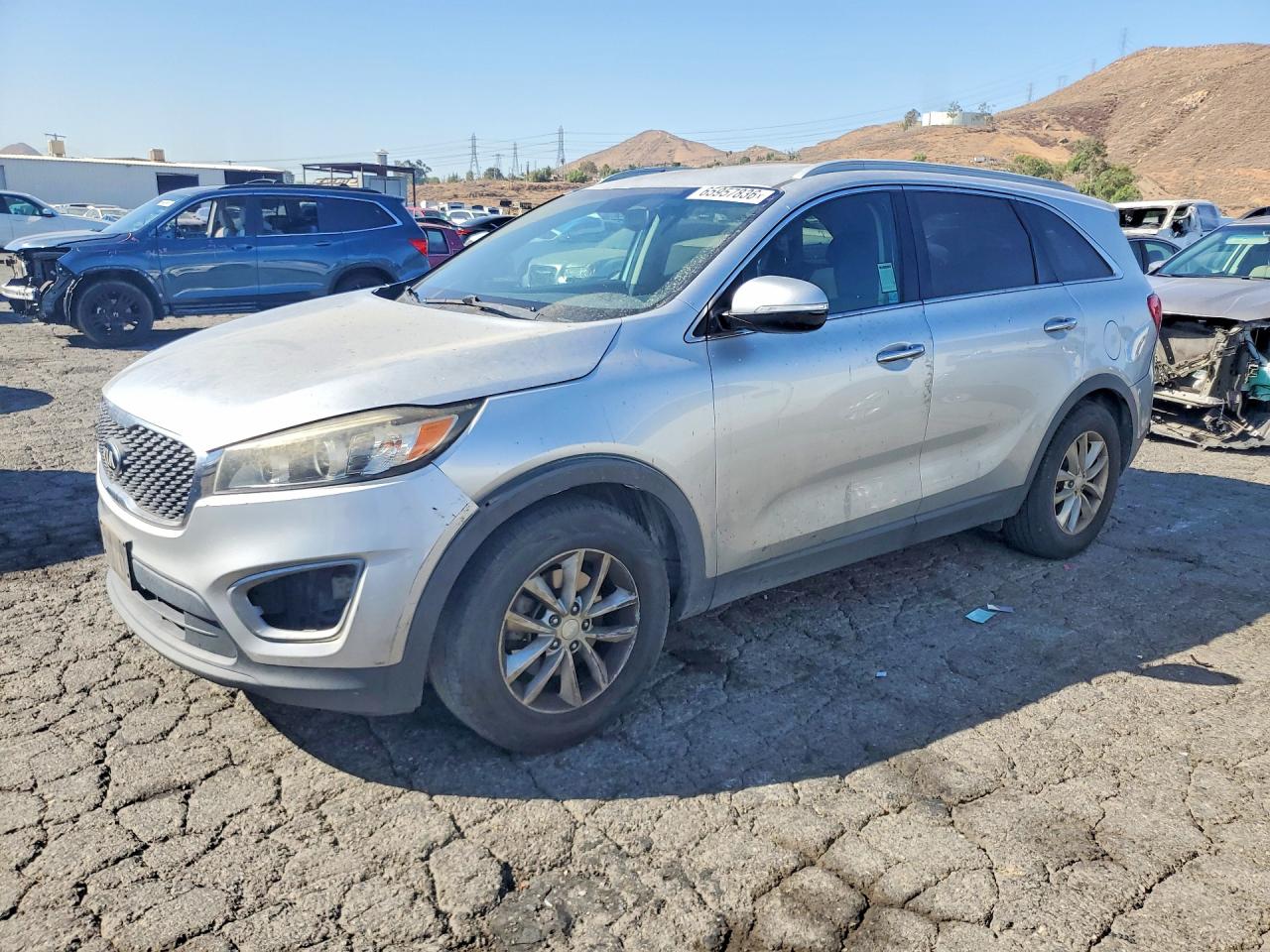 2016 KIA SORENTO LX  