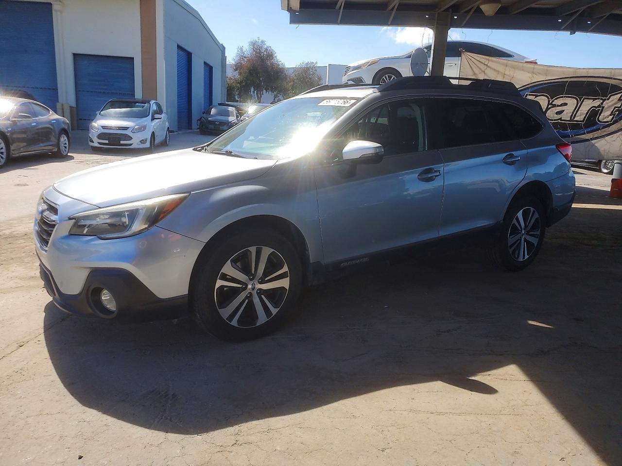 2019 SUBARU OUTBACK 3.6R LIMITED  