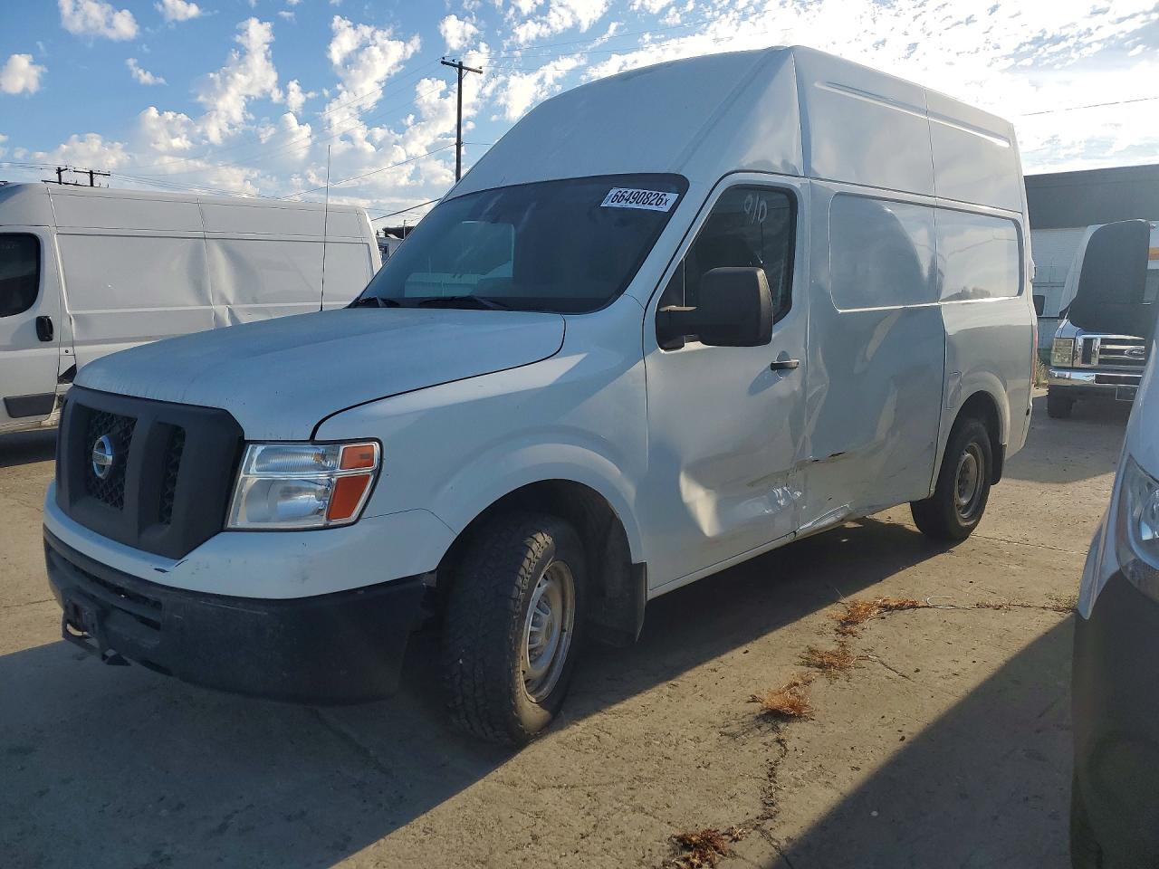 2016 NISSAN NV 2500 HD S  