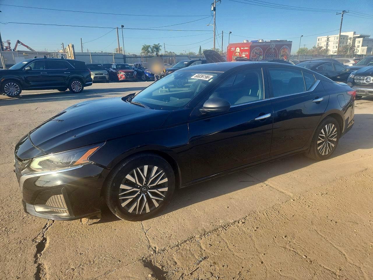 2024 NISSAN ALTIMA SV  