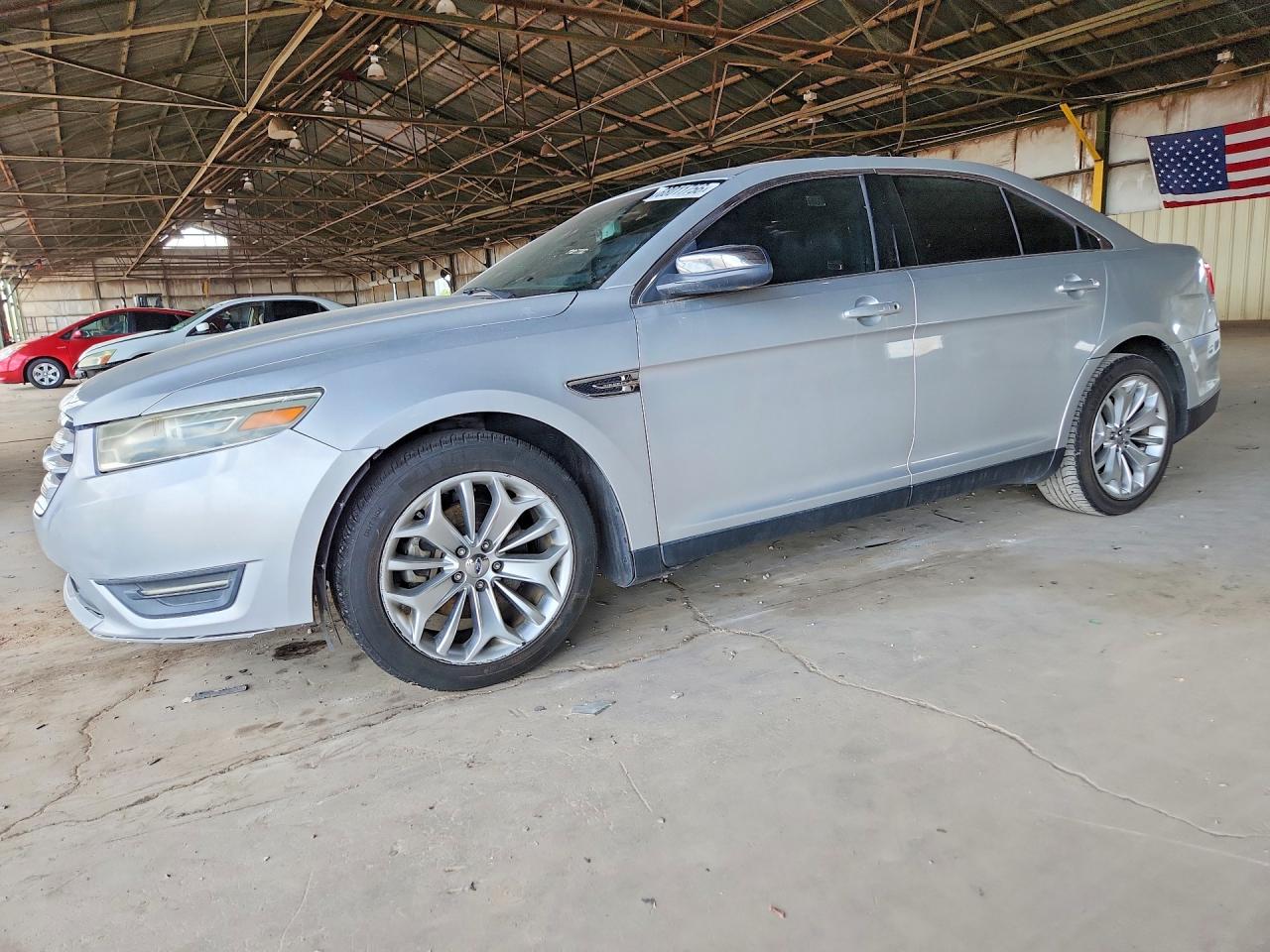 2013 FORD TAURUS LIMITED  