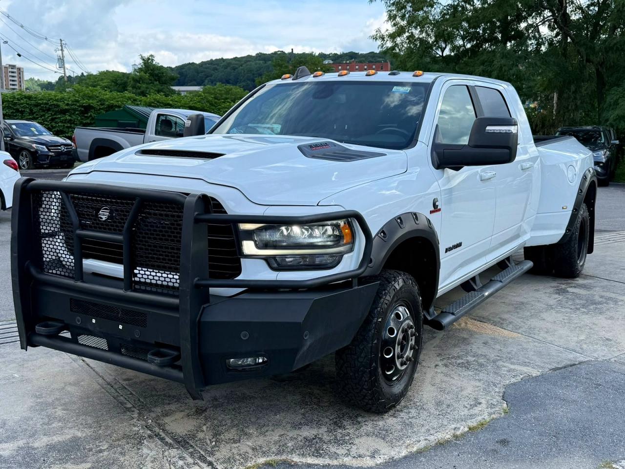 2024 RAM 3500 LARAMIE  