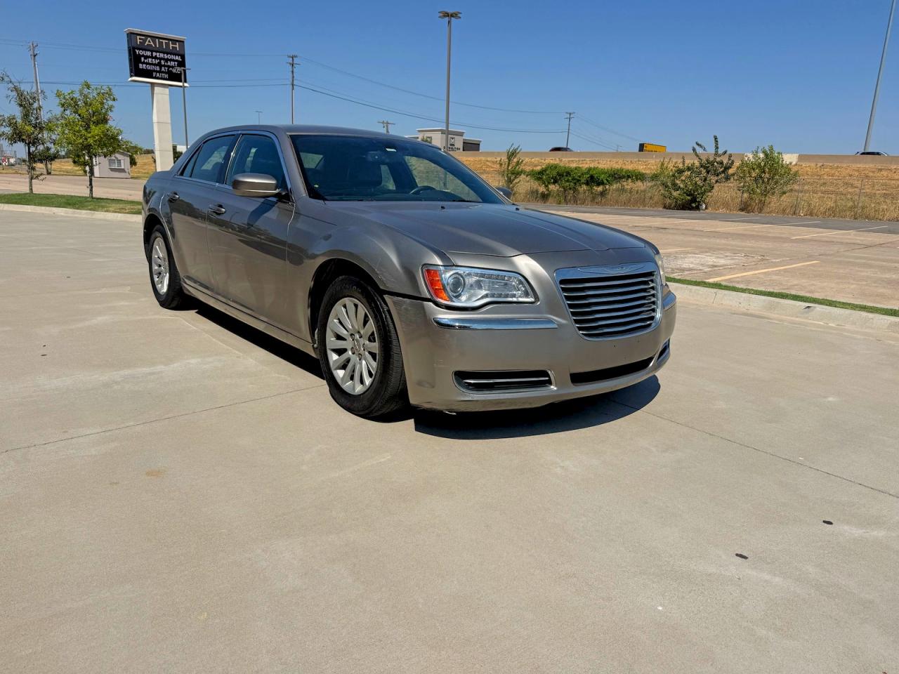 2014 CHRYSLER 300   