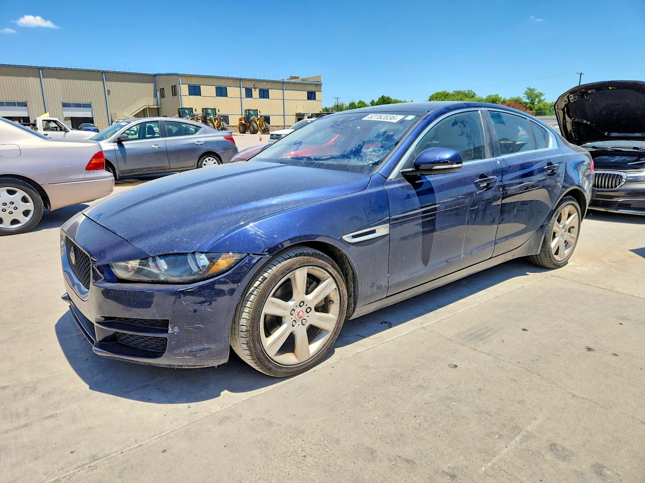 2017 JAGUAR XE PRESTIGE  