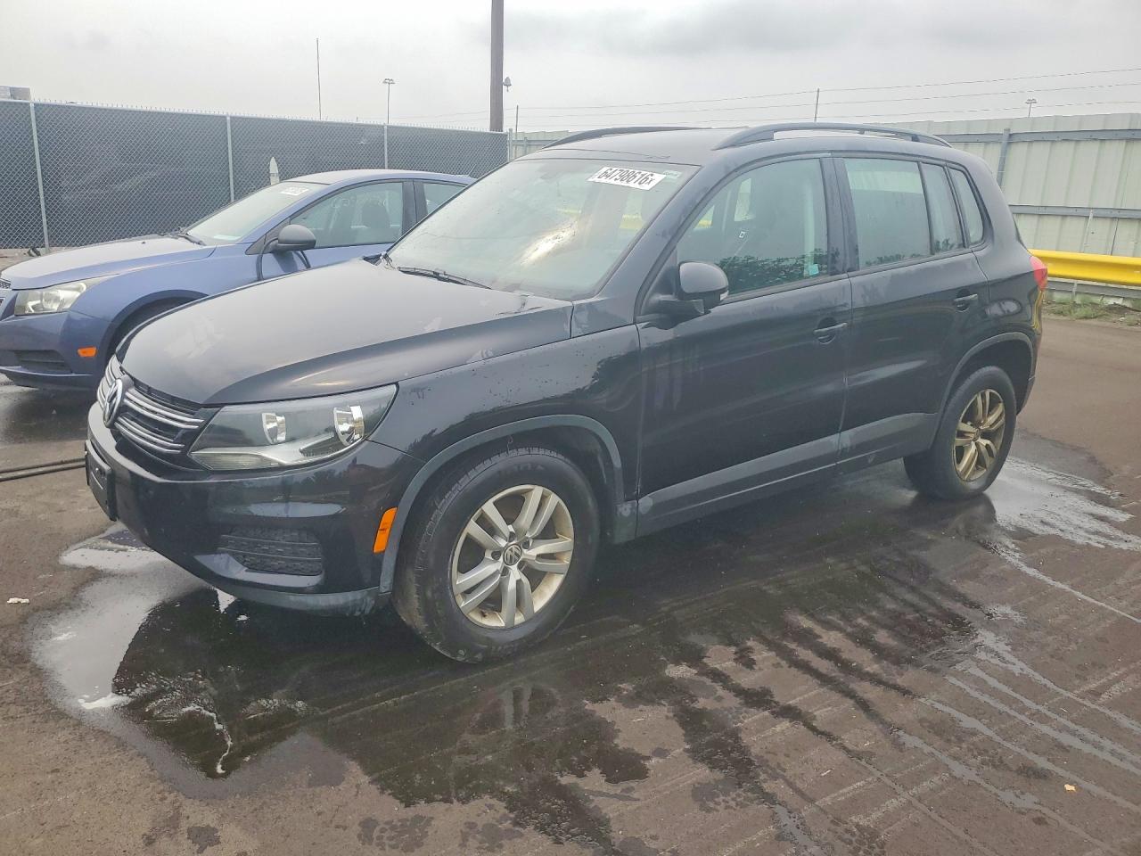 2017 VOLKSWAGEN TIGUAN S  