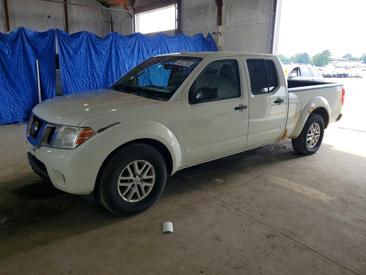 2015 NISSAN FRONTIER SV  