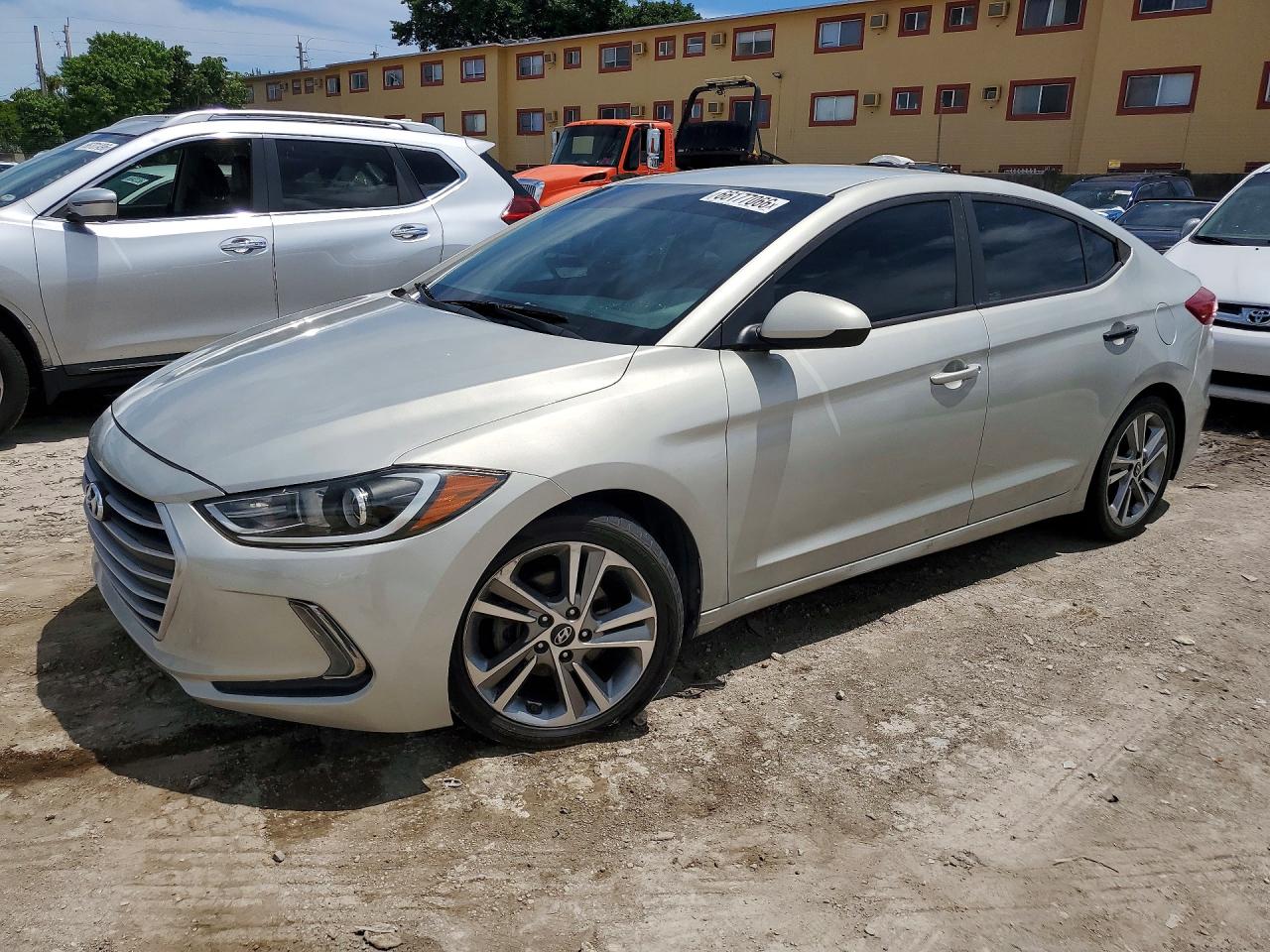 2017 HYUNDAI ELANTRA SE  