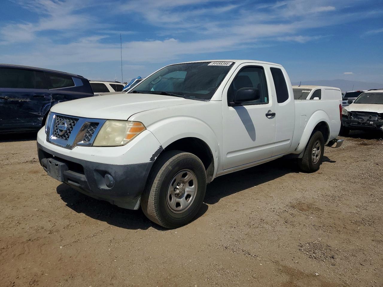 2015 NISSAN FRONTIER S  