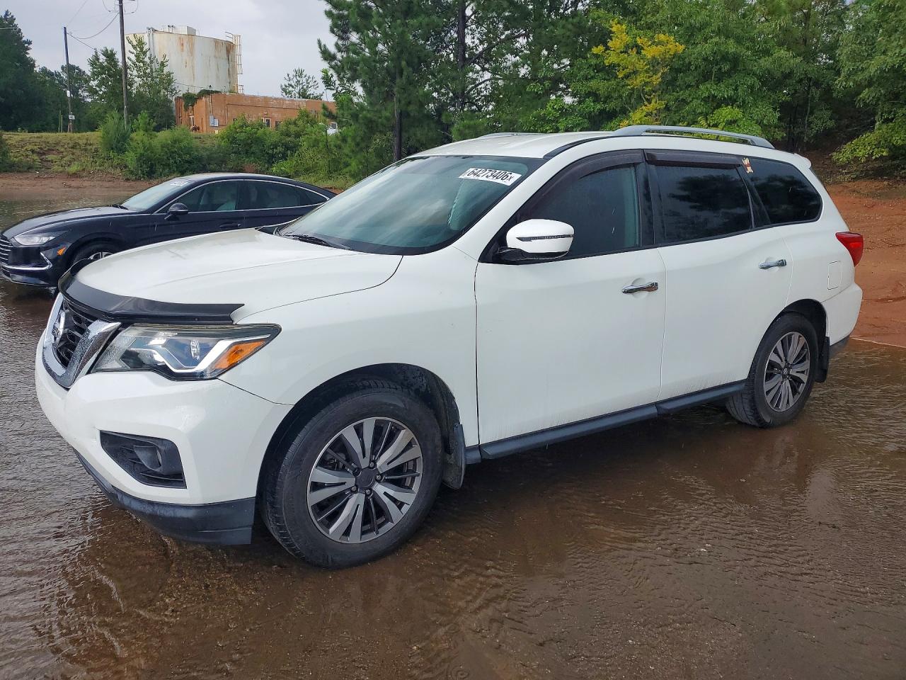 2017 NISSAN PATHFINDER SV  