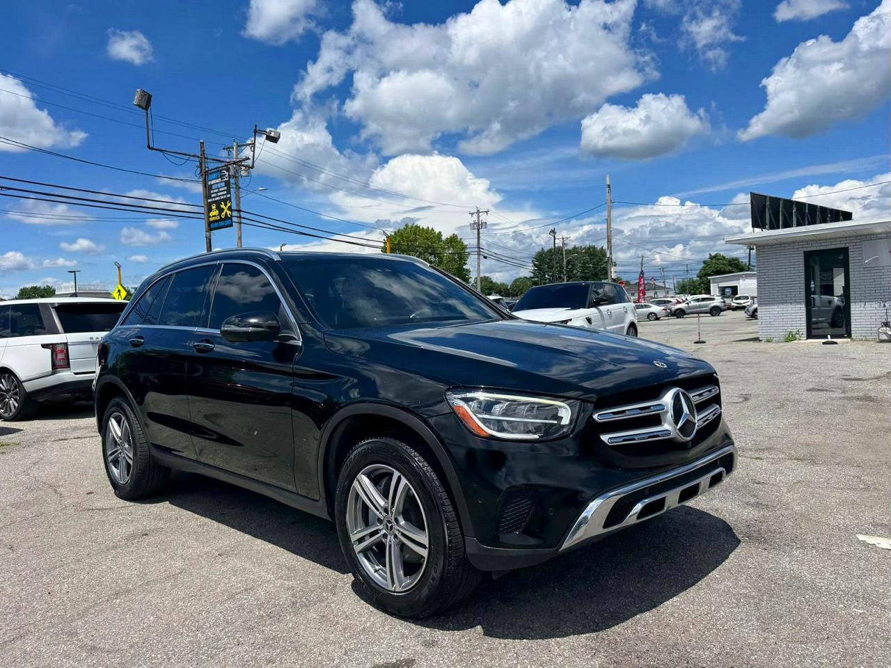 2022 MERCEDES-BENZ GLC 300  