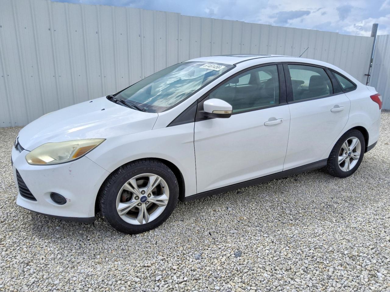 2014 FORD FOCUS SE  