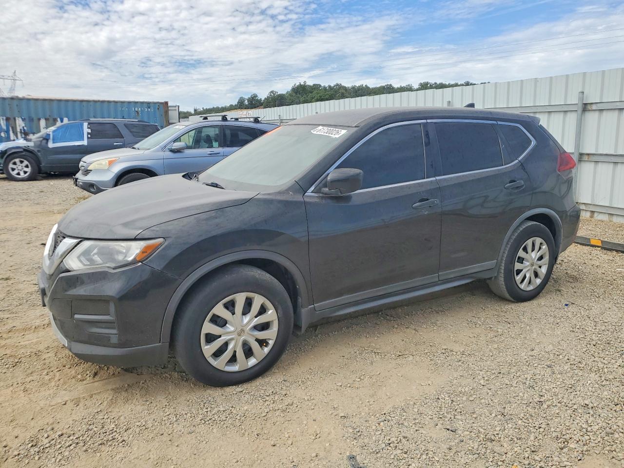 2018 NISSAN ROGUE S  