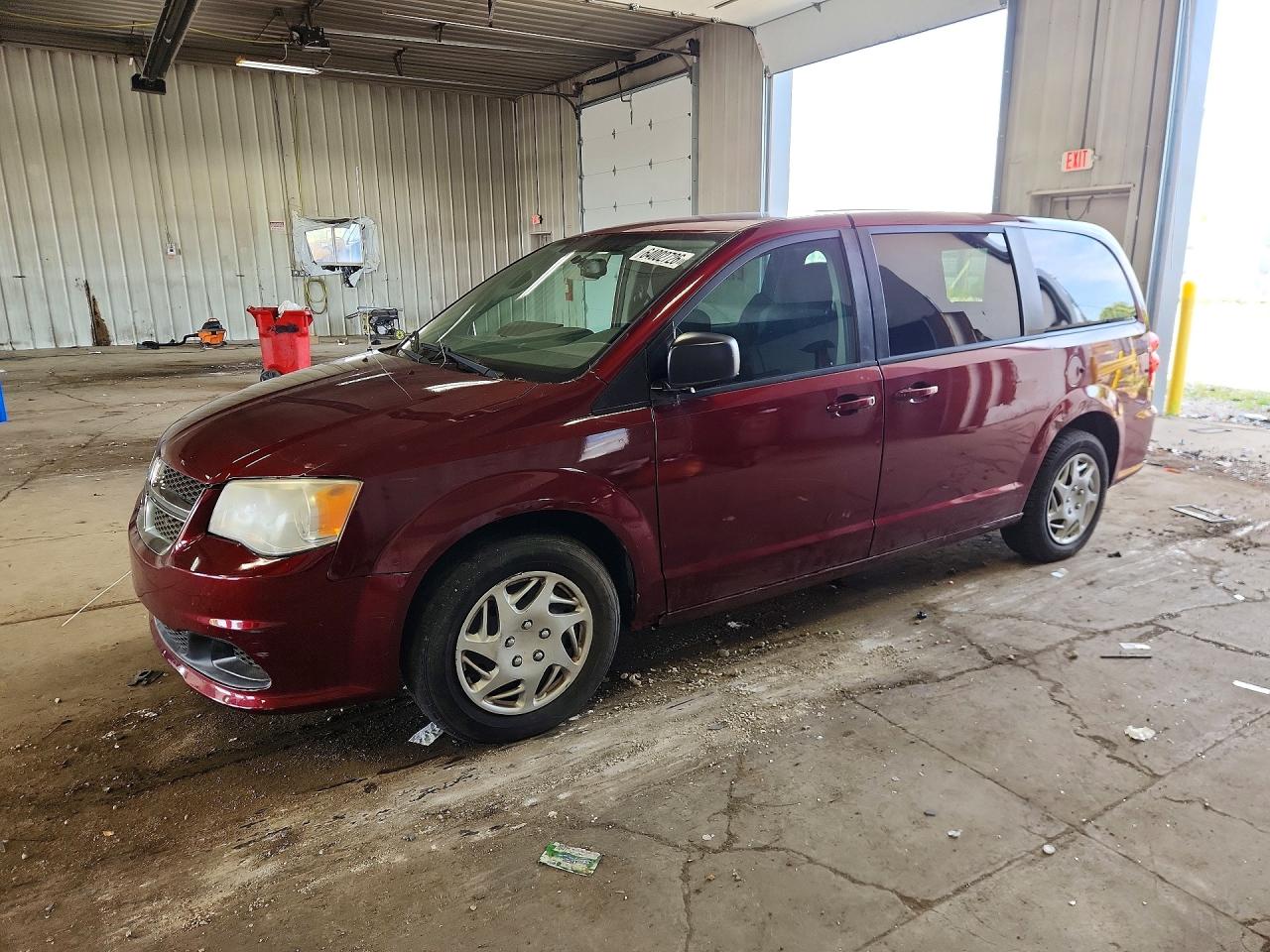 2018 DODGE GRAND CARAVAN SE  