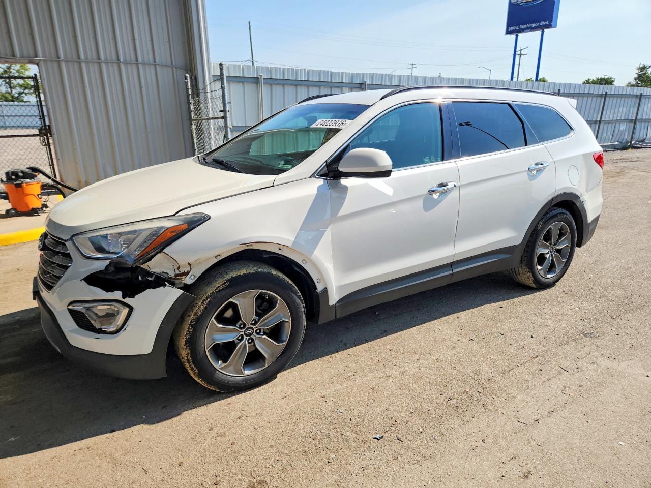 2016 HYUNDAI SANTA FE SE  