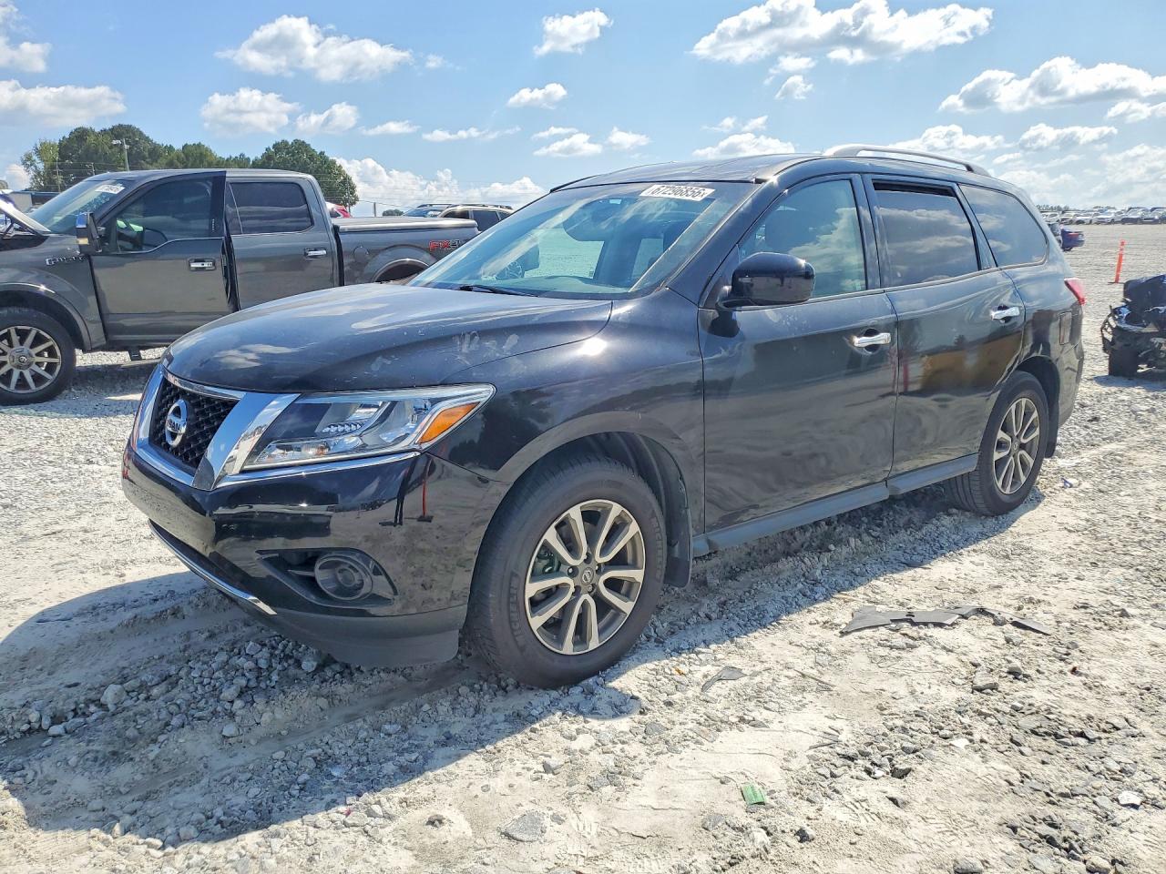 2013 NISSAN PATHFINDER S  