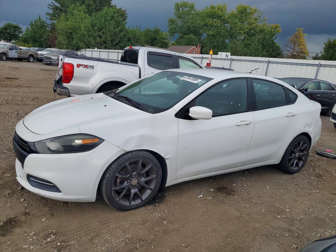 2016 DODGE DART SE  