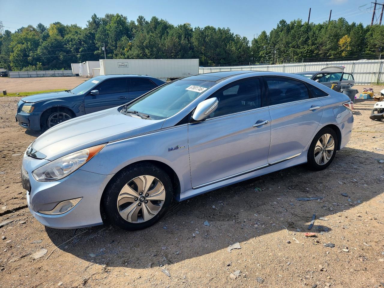 2015 HYUNDAI SONATA HYBRID LIMITED  
