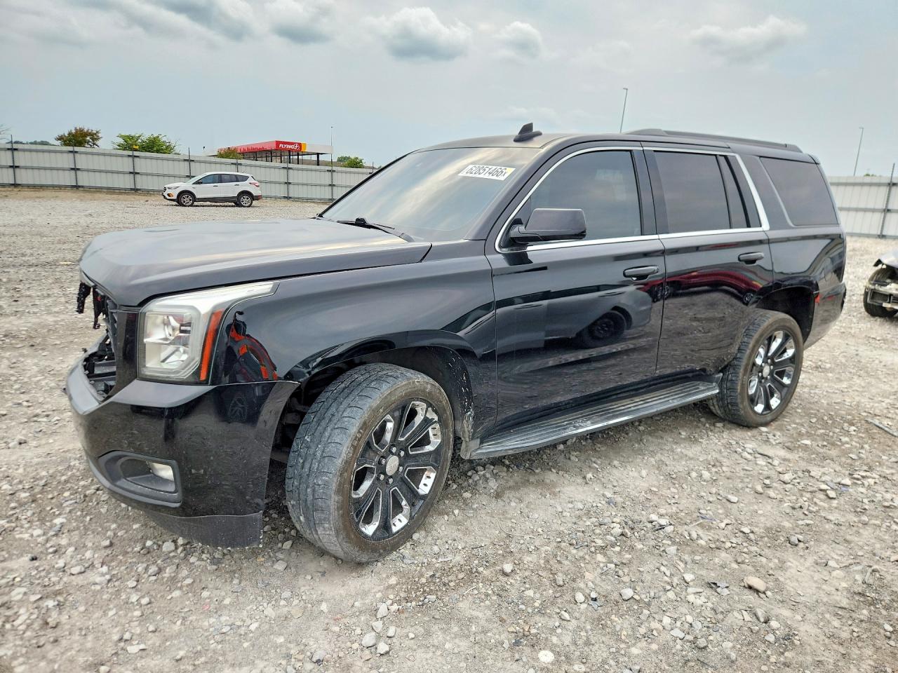 2017 GMC YUKON SLE  