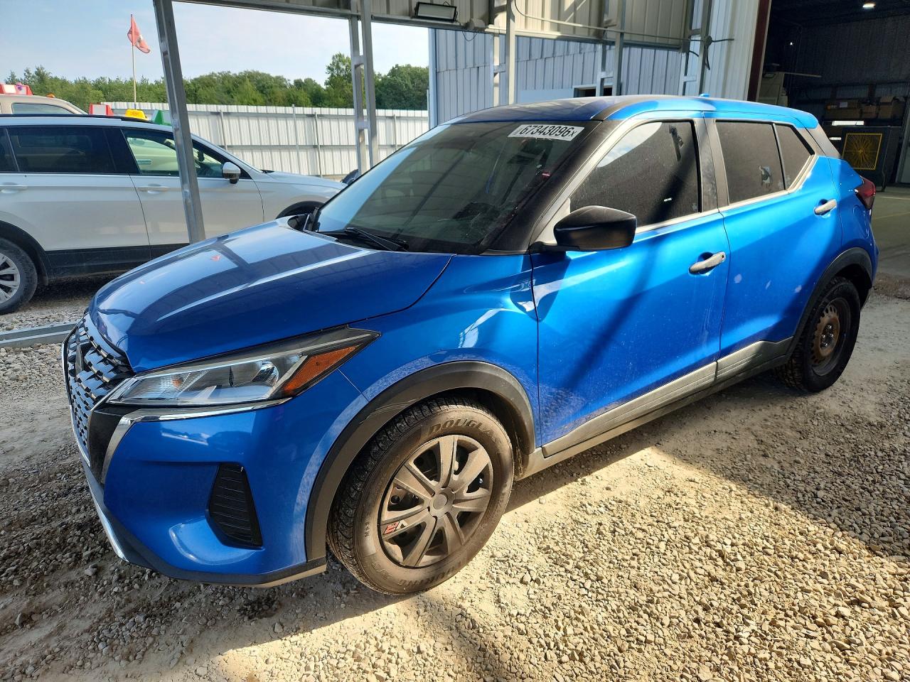 2021 NISSAN KICKS S  