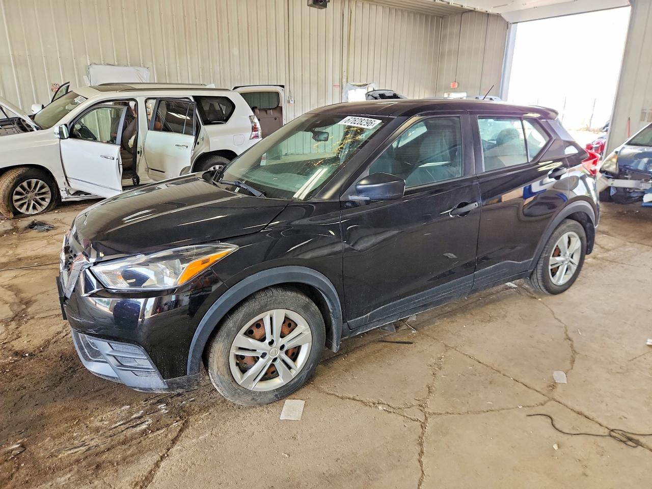 2020 NISSAN KICKS S  