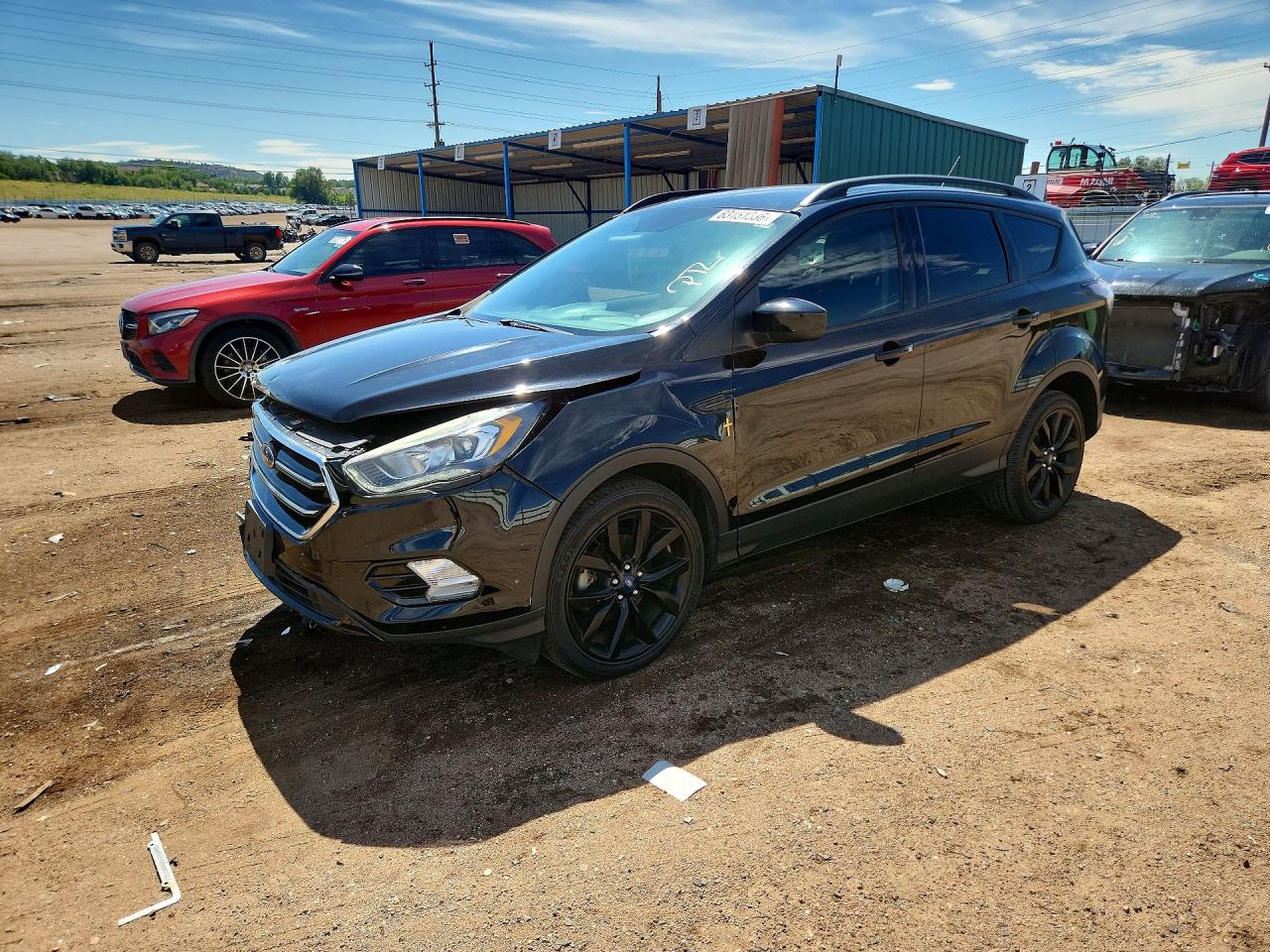 2017 FORD ESCAPE SE  