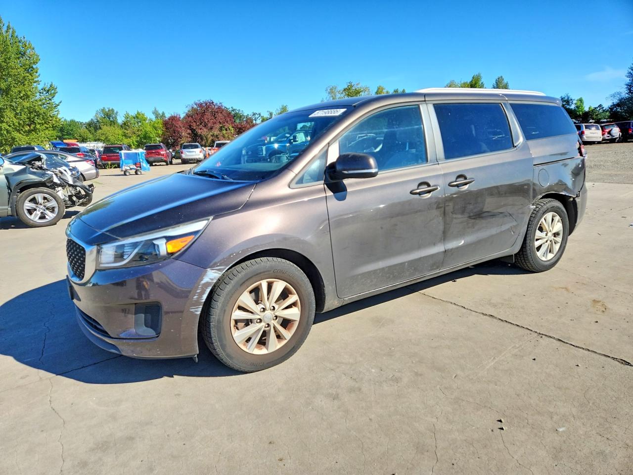2016 KIA SEDONA LX  