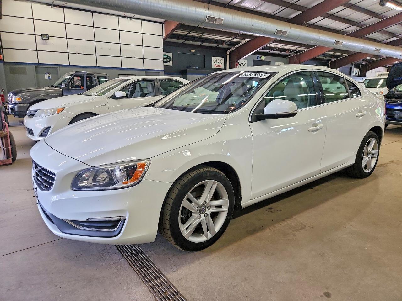 2015 VOLVO S60 PREMIER  