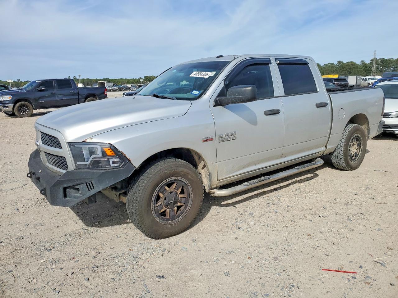 2014 RAM 1500 ST  