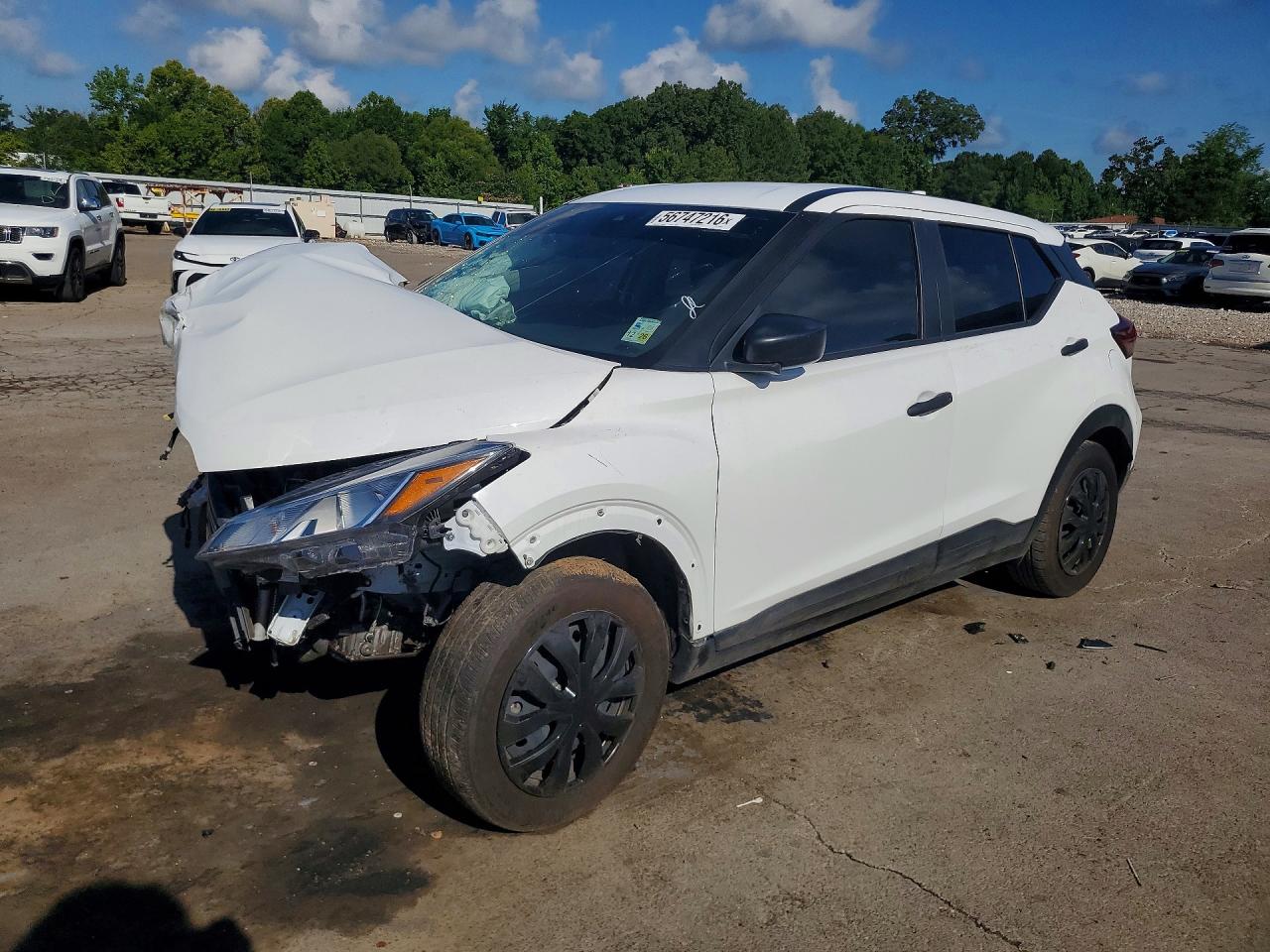 2024 NISSAN KICKS S  