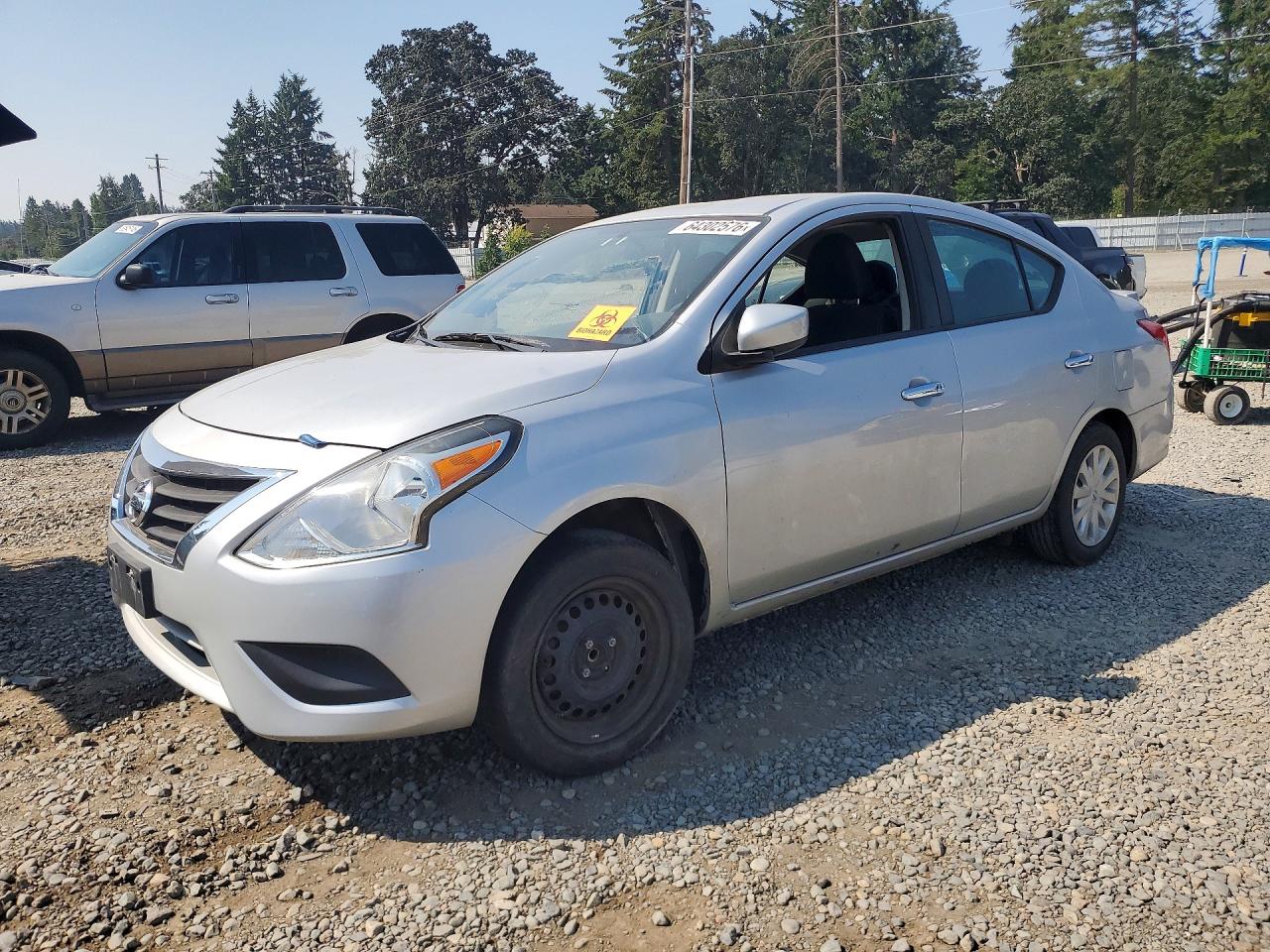 2019 NISSAN VERSA SV  