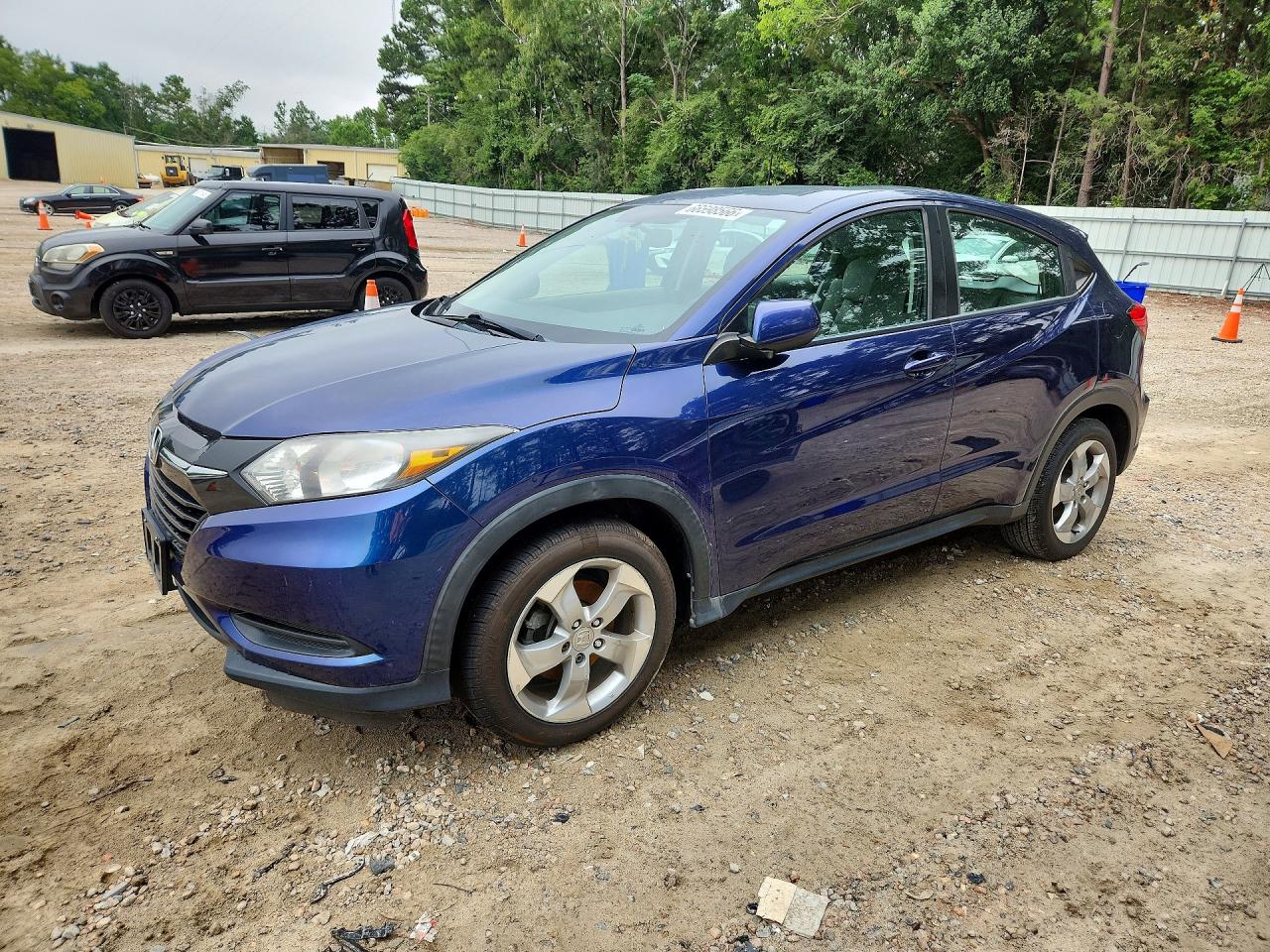 2017 HONDA HR-V LX  