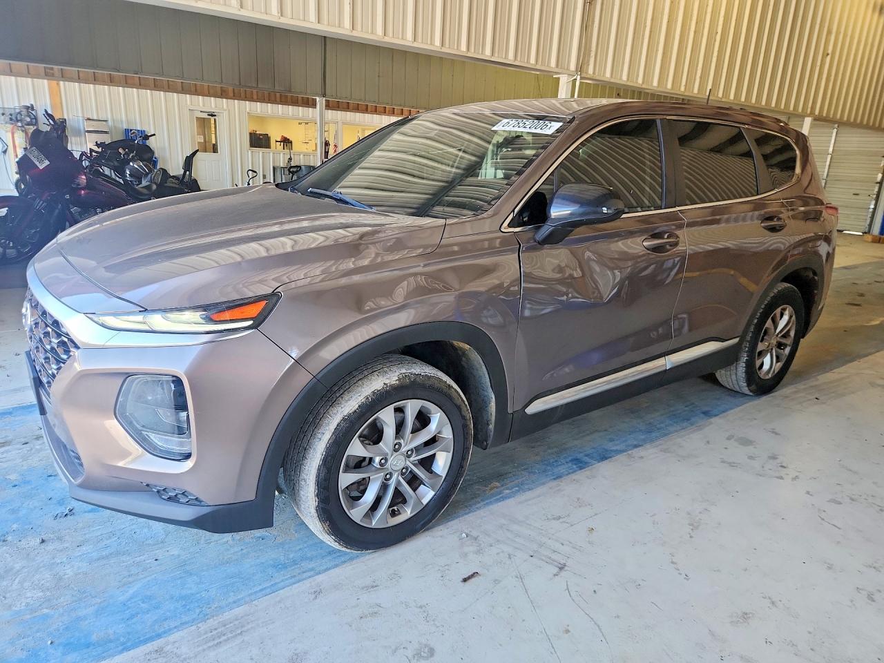 2019 HYUNDAI SANTA FE SE  