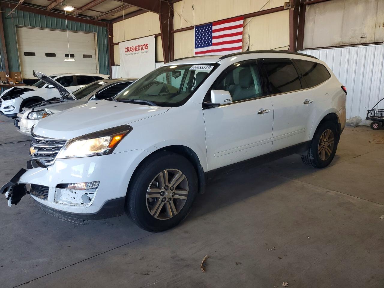 2017 CHEVROLET TRAVERSE LT  
