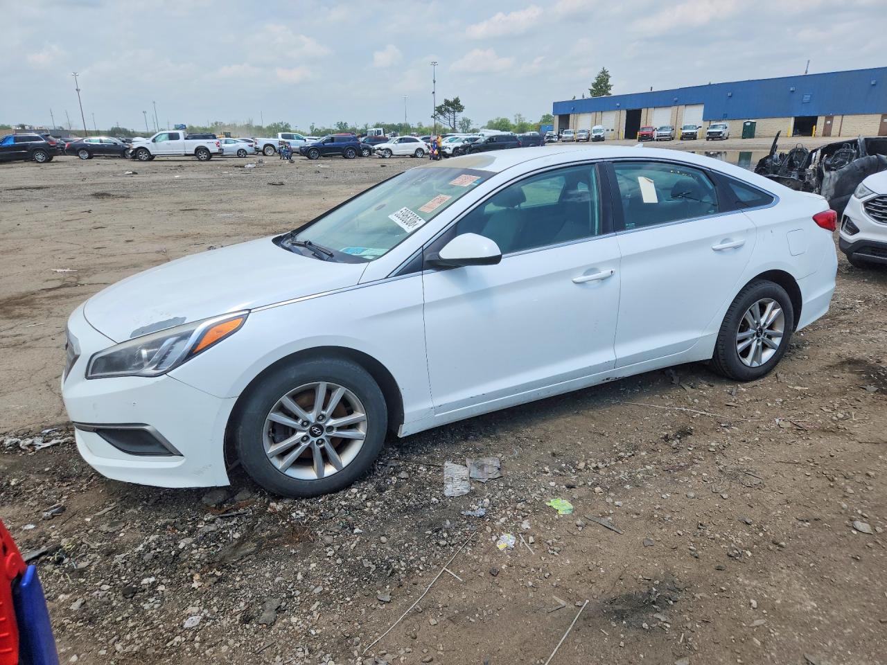 2017 HYUNDAI SONATA SE  