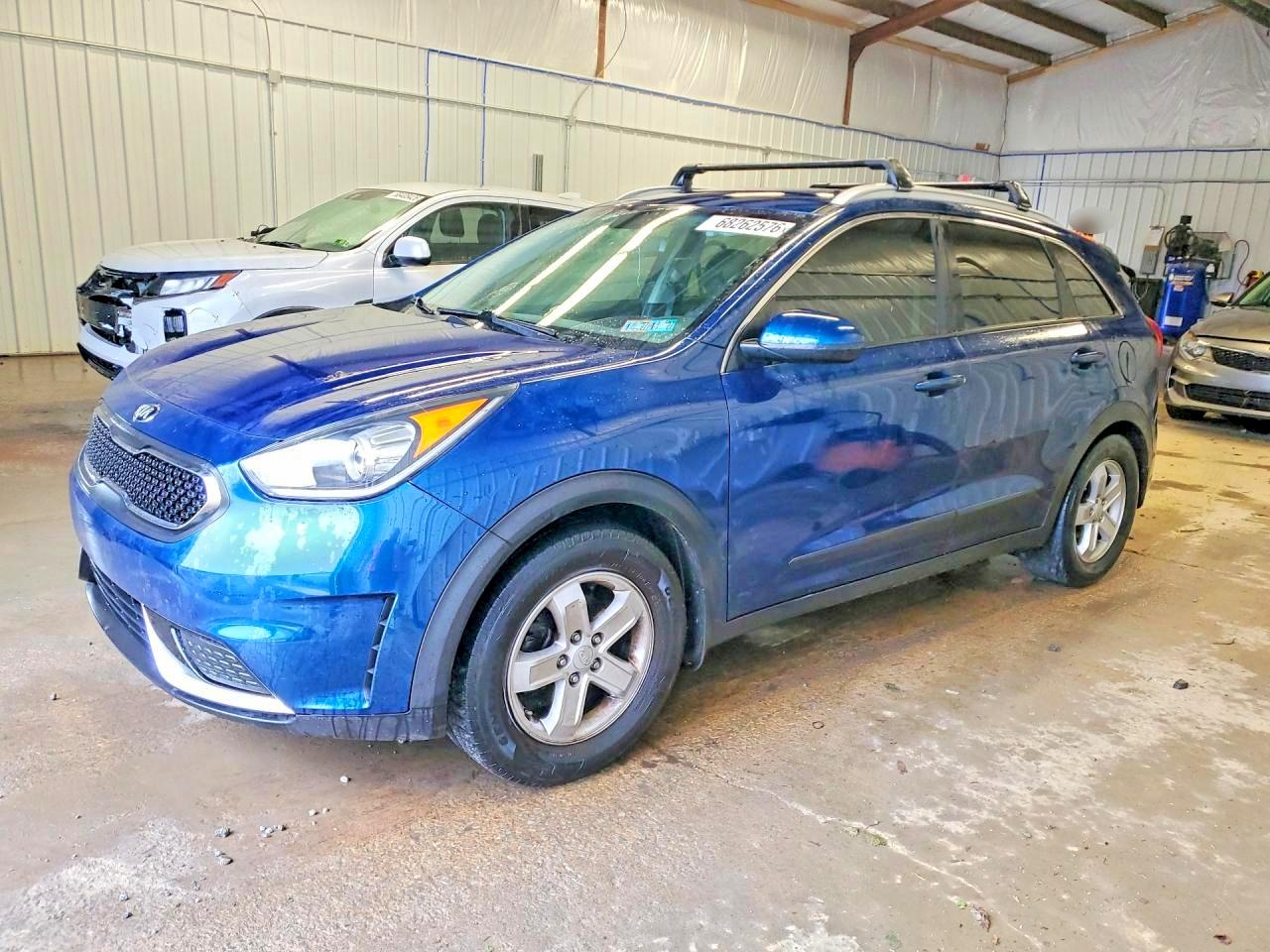 2019 KIA NIRO LX  