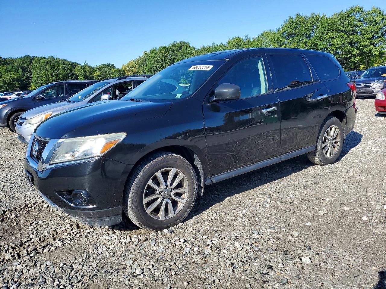 2013 NISSAN PATHFINDER S  