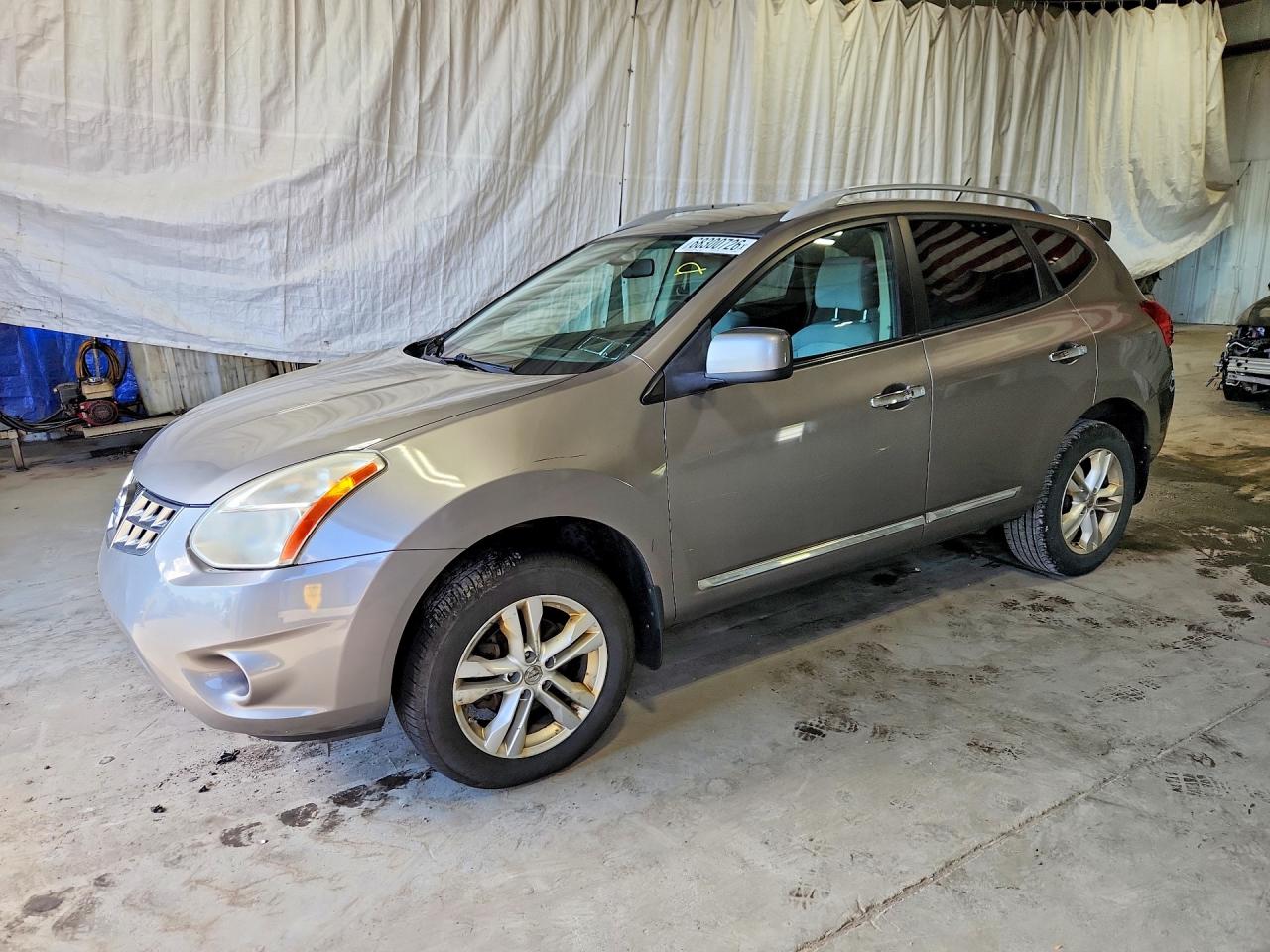 2013 NISSAN ROGUE S  