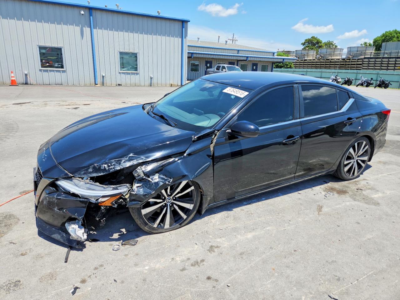2021 NISSAN ALTIMA SR  