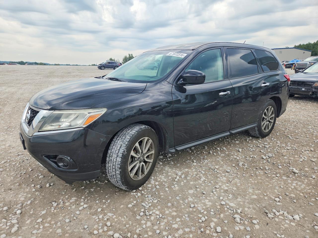 2013 NISSAN PATHFINDER S  