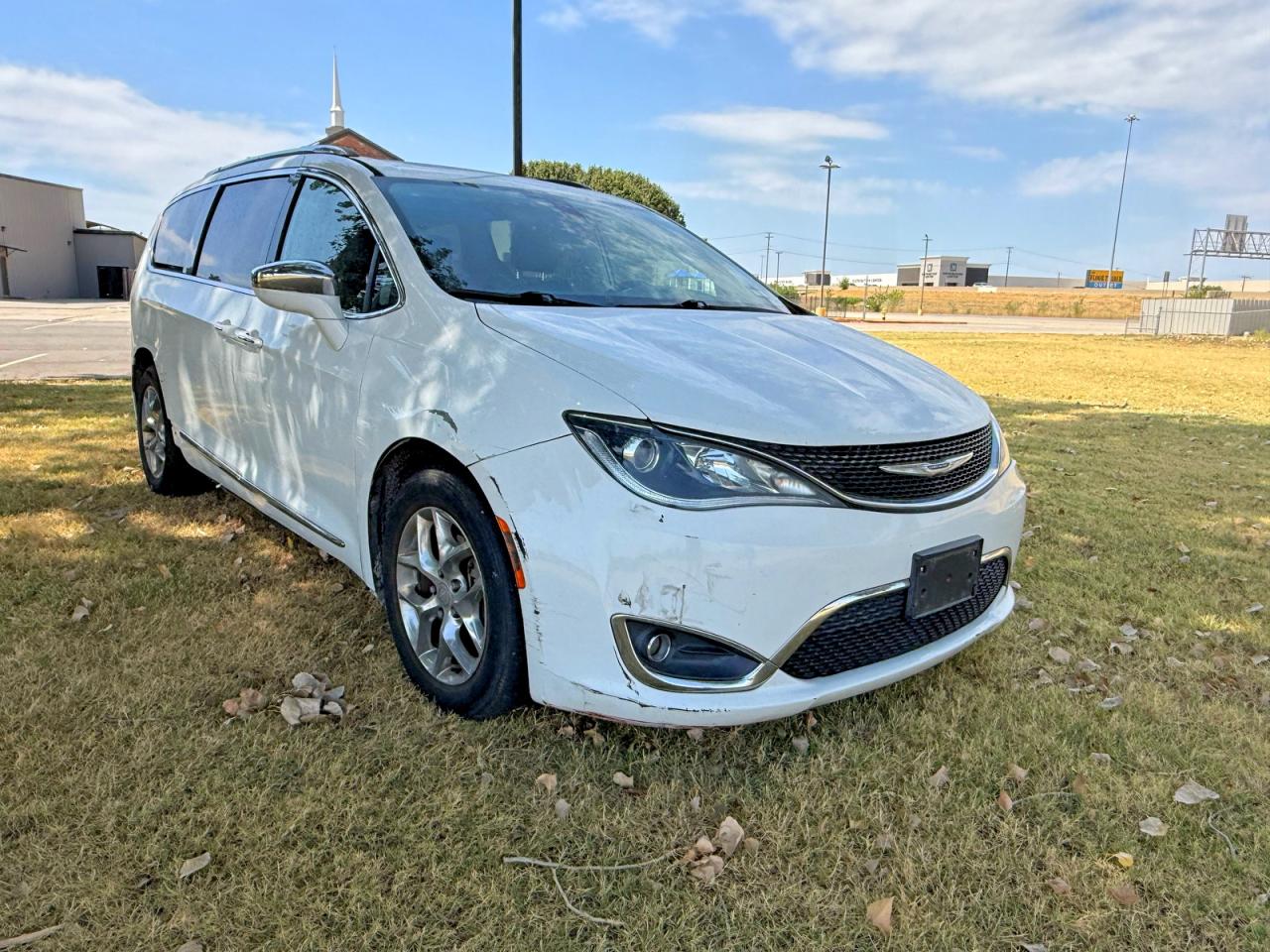 2018 CHRYSLER PACIFICA LIMITED  