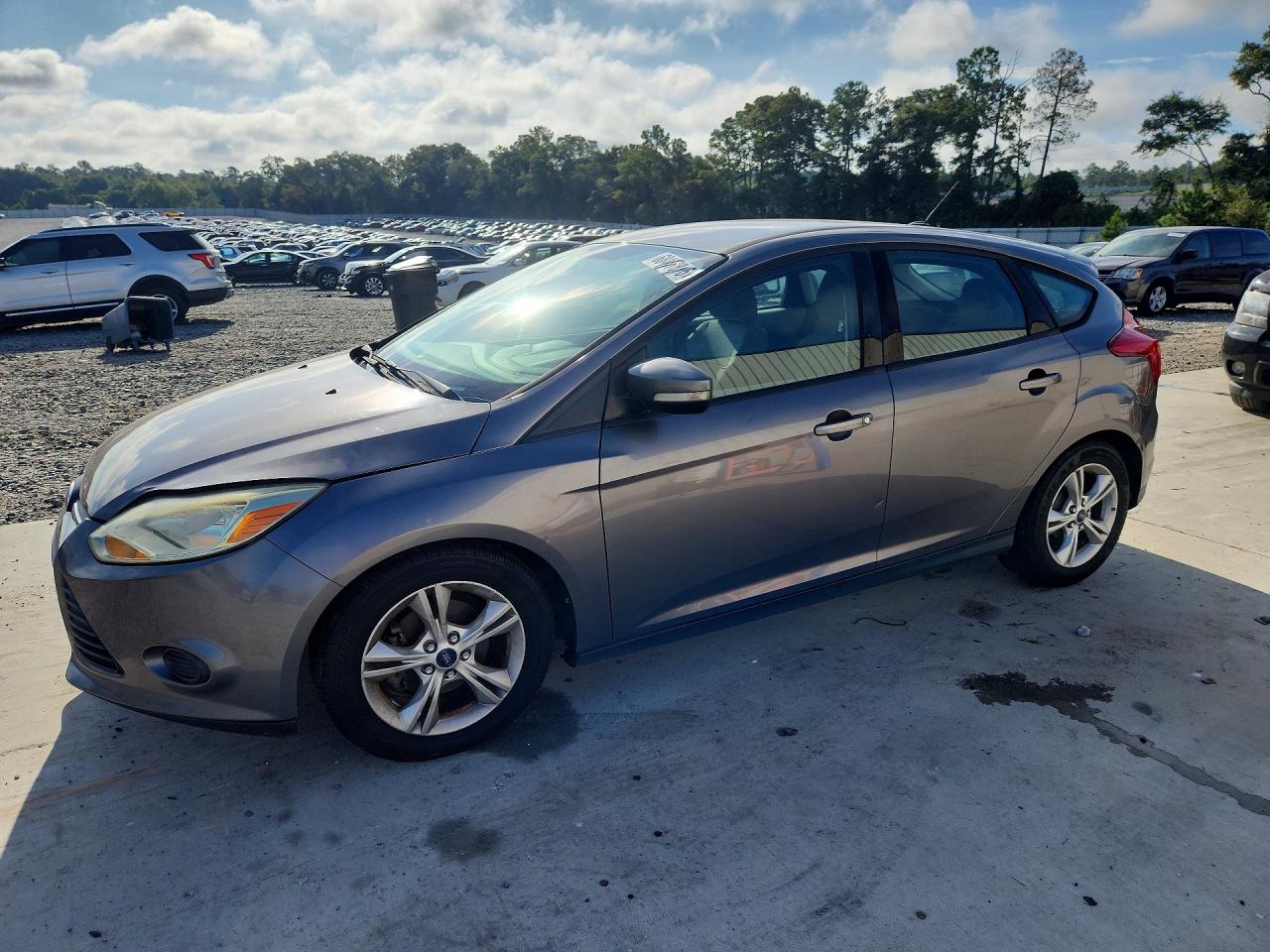 2014 FORD FOCUS SE  