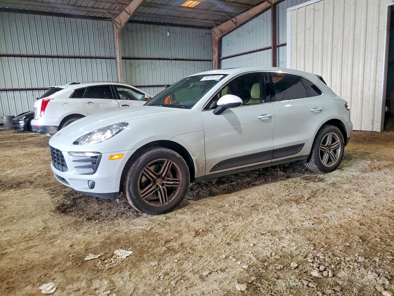 2017 PORSCHE MACAN S  