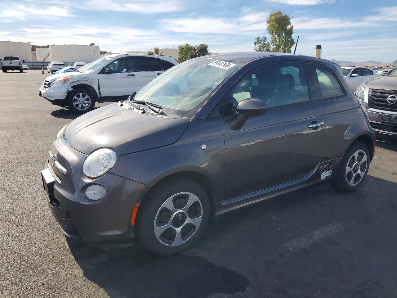 2015 FIAT 500 ELECTRIC  