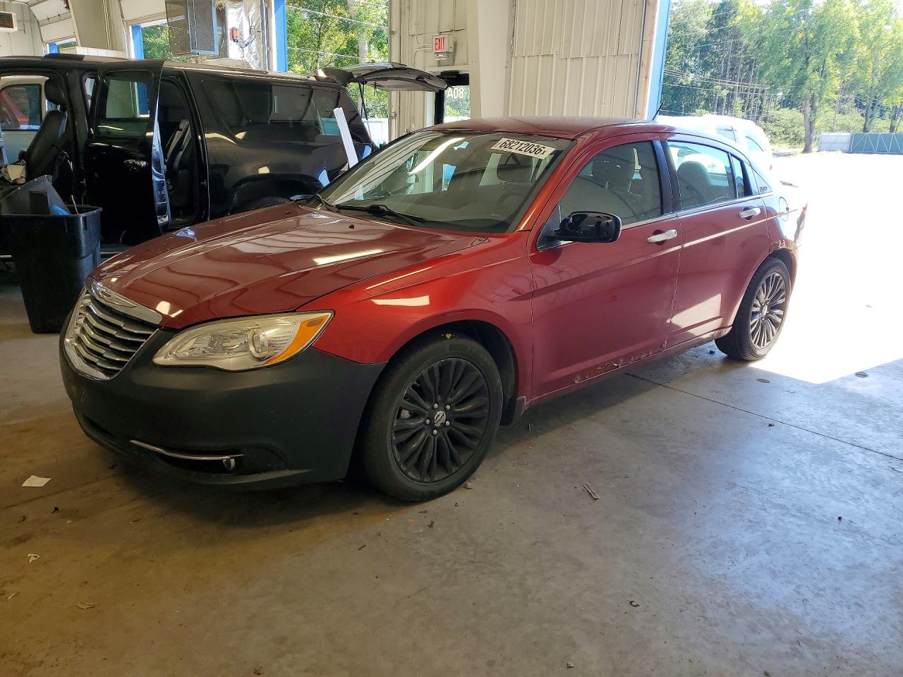 2013 CHRYSLER 200 LIMITED  