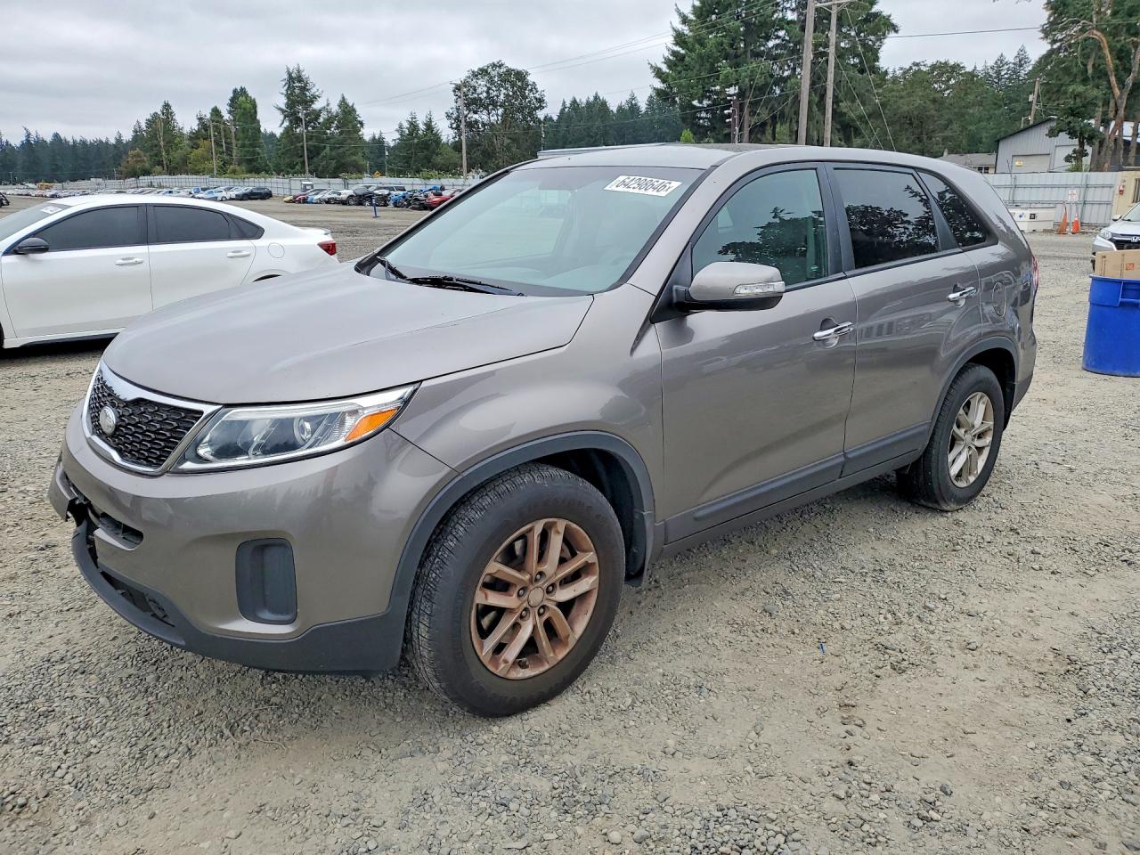 2015 KIA SORENTO LX  