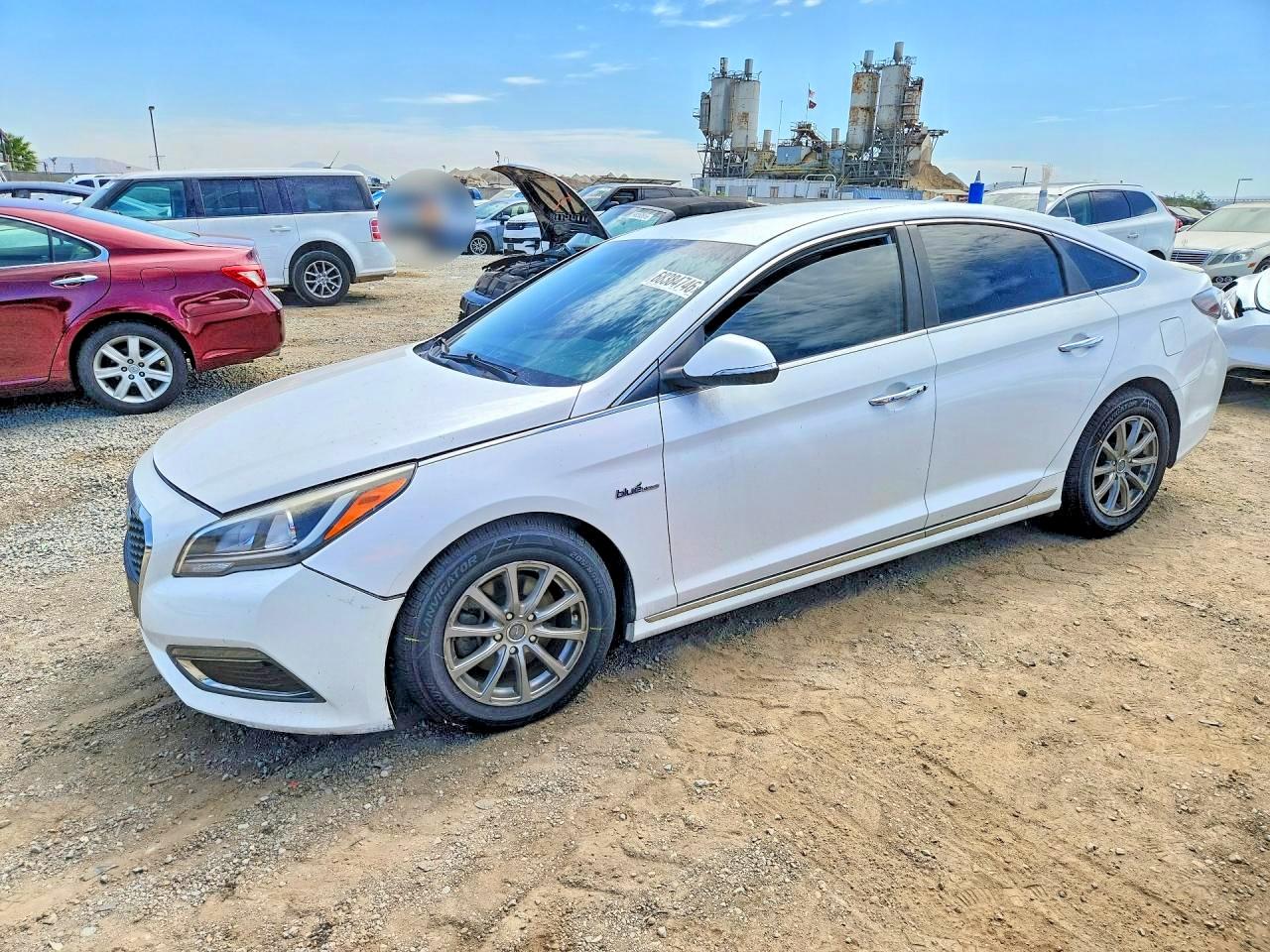 2017 HYUNDAI SONATA HYBRID SE  