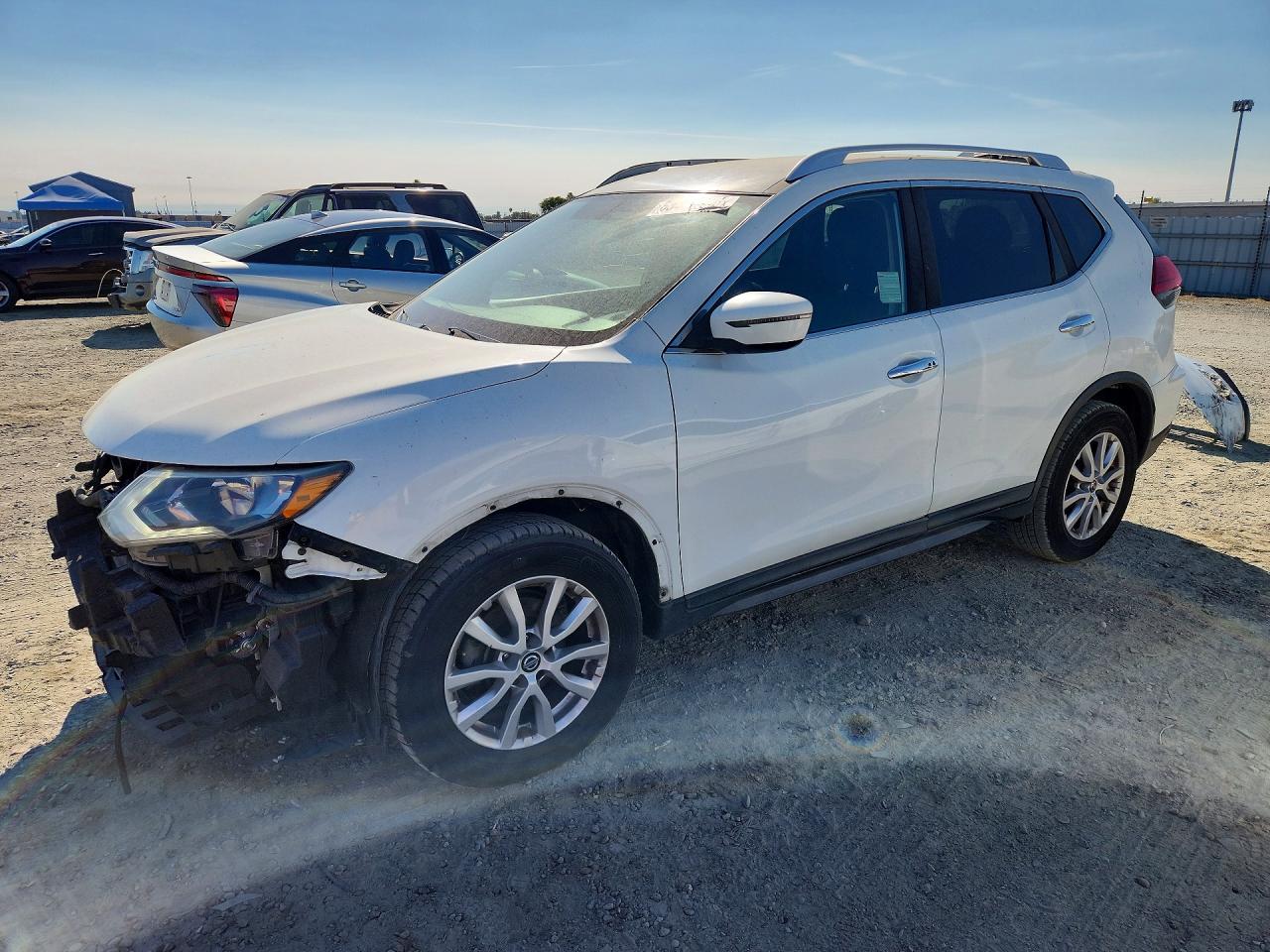 2017 NISSAN ROGUE SV  