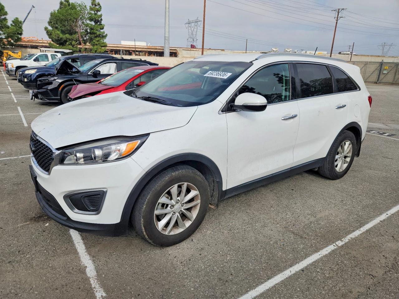 2016 KIA SORENTO LX V6  